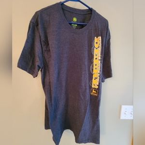 Men's 2 XL John Deere Tee shirt. Used.
